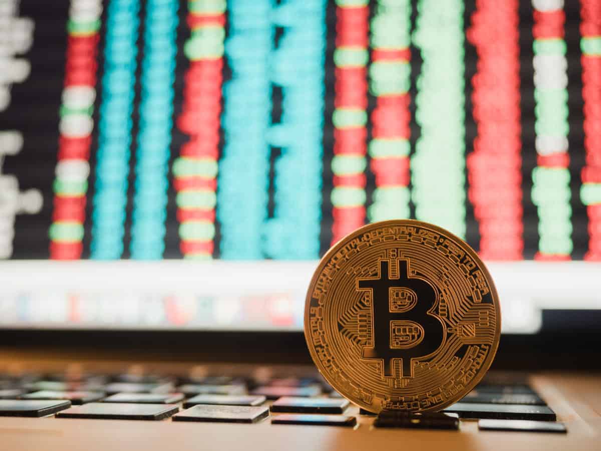 New Bitcoin rally? Investors keep more than 60% of bitcoins “hodl”