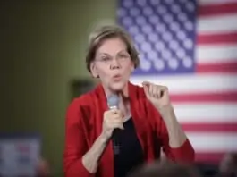 Elizabeth Warren preocupada por las criptomonedas en Estados Unidos