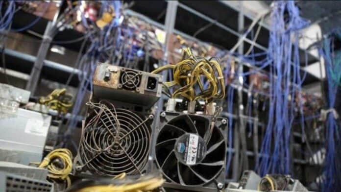 Irán le abre las puertas a la minería de Bitcoin con energía renovable