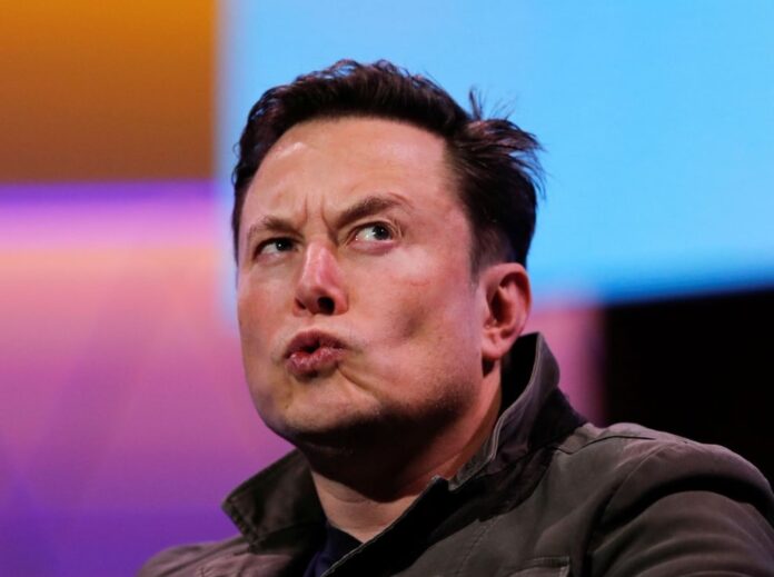 Elon Musk continuará con la compra de Twitter