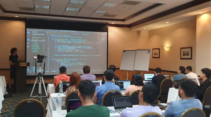 El Salvador da inicio a su programa CUBO + para formar desarrolladores de Bitcoin