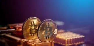 tarifas de transacción de Bitcoin se elevan antes del halving y el lanzamiento de Runes
