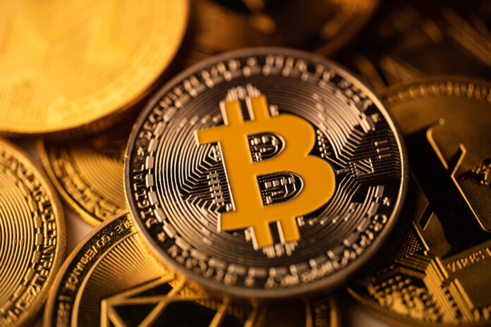 BlackRock: Ingresan 415 inversores institucionales a Bitcoin por medio de IBIT
