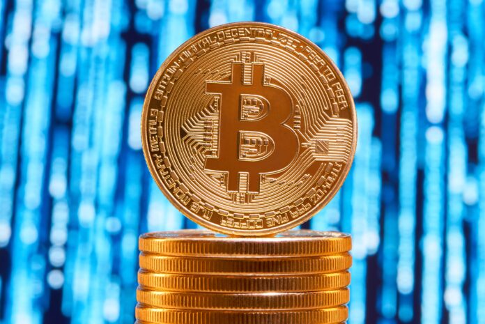 Bitcoin resurge tras el Monday Black y cotiza sobre los $58K