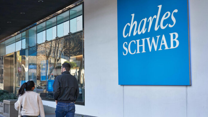 Charles Schwab se prepara para el comercio de criptomonedas en el nuevo mandato de Trump