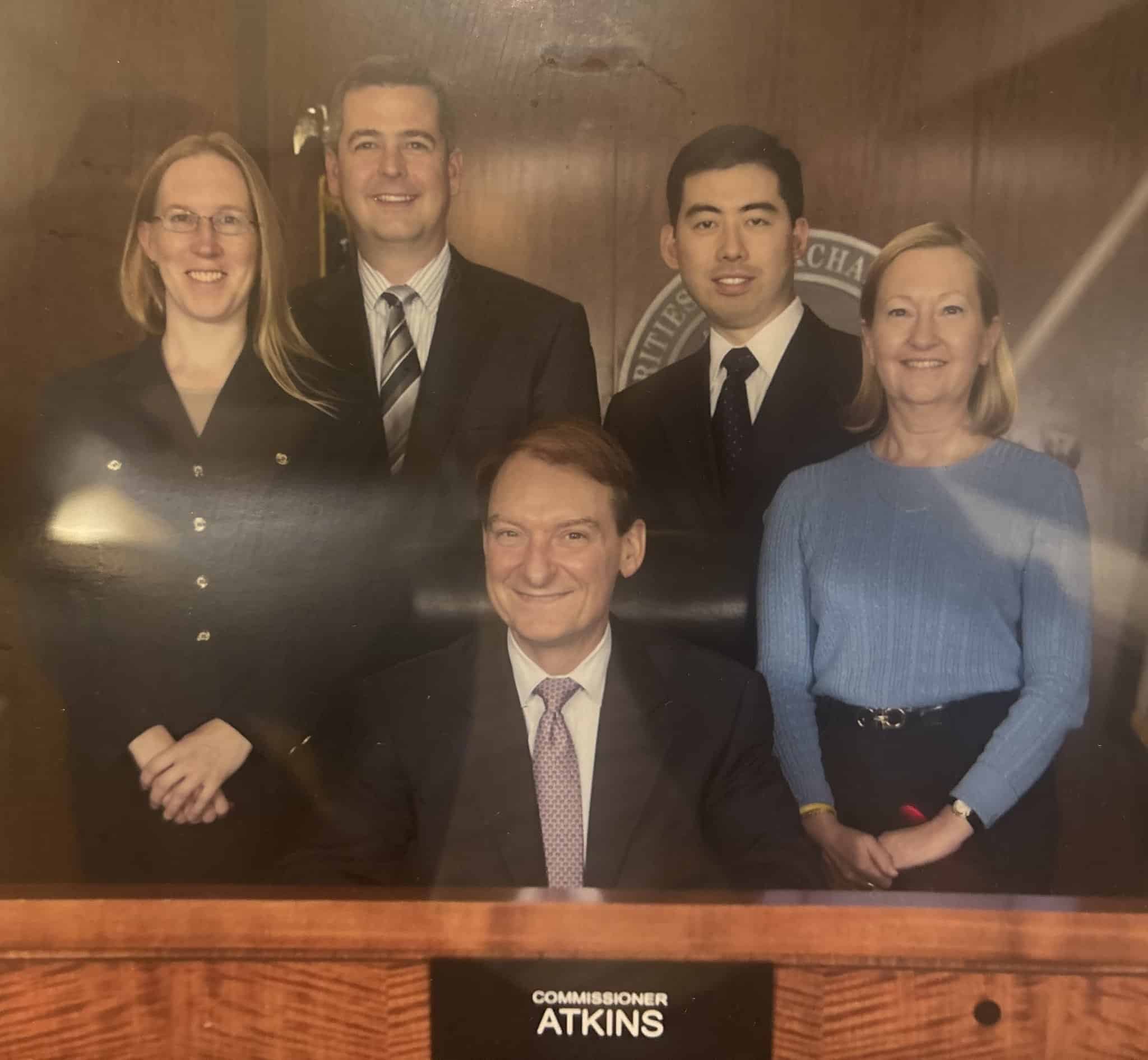 Quién es Paul Atkins? El nominado de Trump para dirigir la SEC