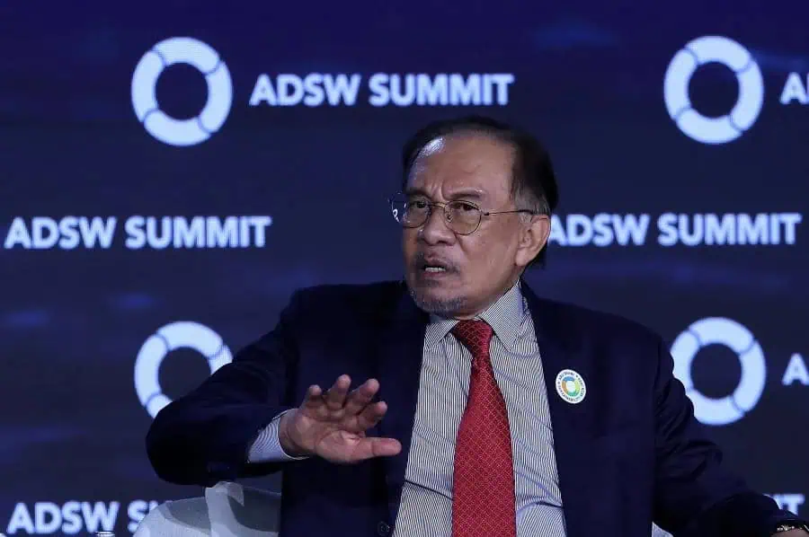 El primer ministro de Malasia, Datuk Seri Anwar Ibrahim, en la Semana de la Sostenibilidad de Abu Dhabi 2025