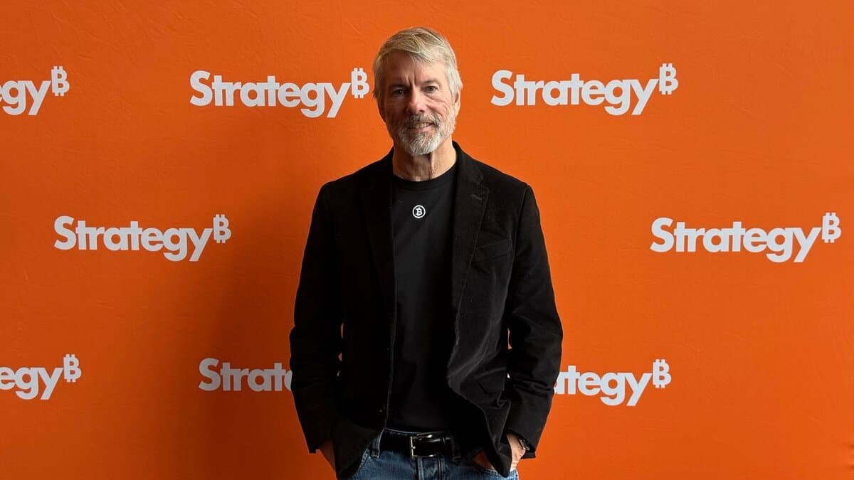 La Casa Blanca recibe a los gigantes de Crypto: Saylor, Garlinghouse y  Huang en la cumbre inaugural