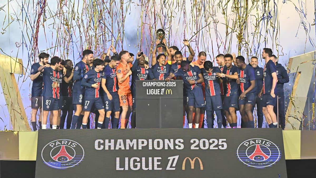 Paris Saint-Germain becomes the first football club with an official Bitcoin  reserve