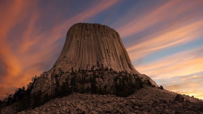 Wyoming avanza hacia la primera stablecoin estatal en EE.UU. respaldada por bonos del Tesoro