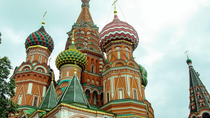 Moscu IBIT El ETF spot Bitcoin de BlackRock, IBIT, debuta con futuros en la Bolsa de Moscú