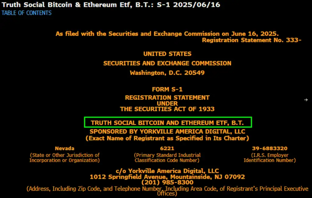 Captura de la presentación del ETF de Bitcoin y Ethereum, realizada por Donald Trump - Bit2Me News