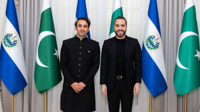 Pakistán y El Salvador se alían por Bitcoin: Se pone en marcha una cooperación clave