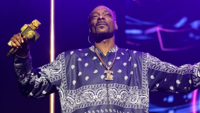 Snoop Dogg rompe récords con 996.000 NFT vendidos en 30 minutos