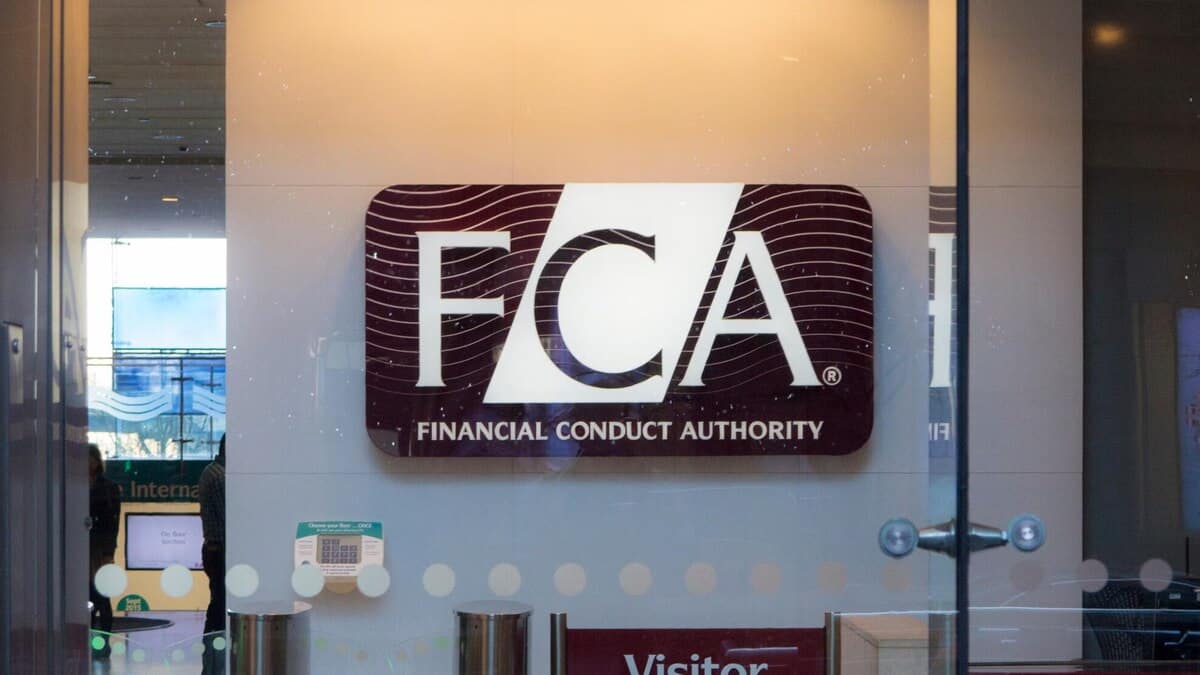 Revolution in the UK: FCA lifts ban and opens crypto market to retail  investors