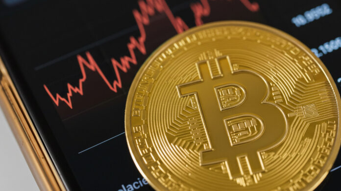 Bitcoin Bitcoin lucha por los 90.000 dólares: Este es el nivel crítico que los analistas no pierden de vista