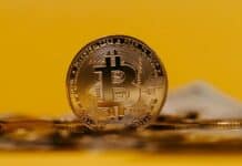 Ricardo Salinas defiende a Bitcoin como baluarte de libertad ante la caída del mercado Ricardo Salinas defiende a Bitcoin como baluarte de libertad ante la caída del mercado