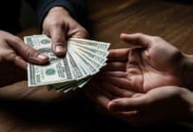 El Departamento de Justicia revela la fecha límite para que víctimas de OneCoin soliciten el retorno de activos El Departamento de Justicia revela la fecha límite para que víctimas de OneCoin soliciten el retorno de activos