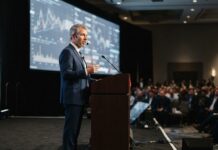 MicroStrategy recauda 305 millones de euros sin comprar BTC MicroStrategy recauda 305 millones de euros sin comprar BTC (imagen generada por IA)