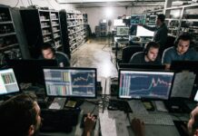 Bitcoin sube a 64.5K USD: análisis de la trampa de liquidez Bitcoin sube a 64.5K USD: análisis de la trampa de liquidez (imagen generada por IA)